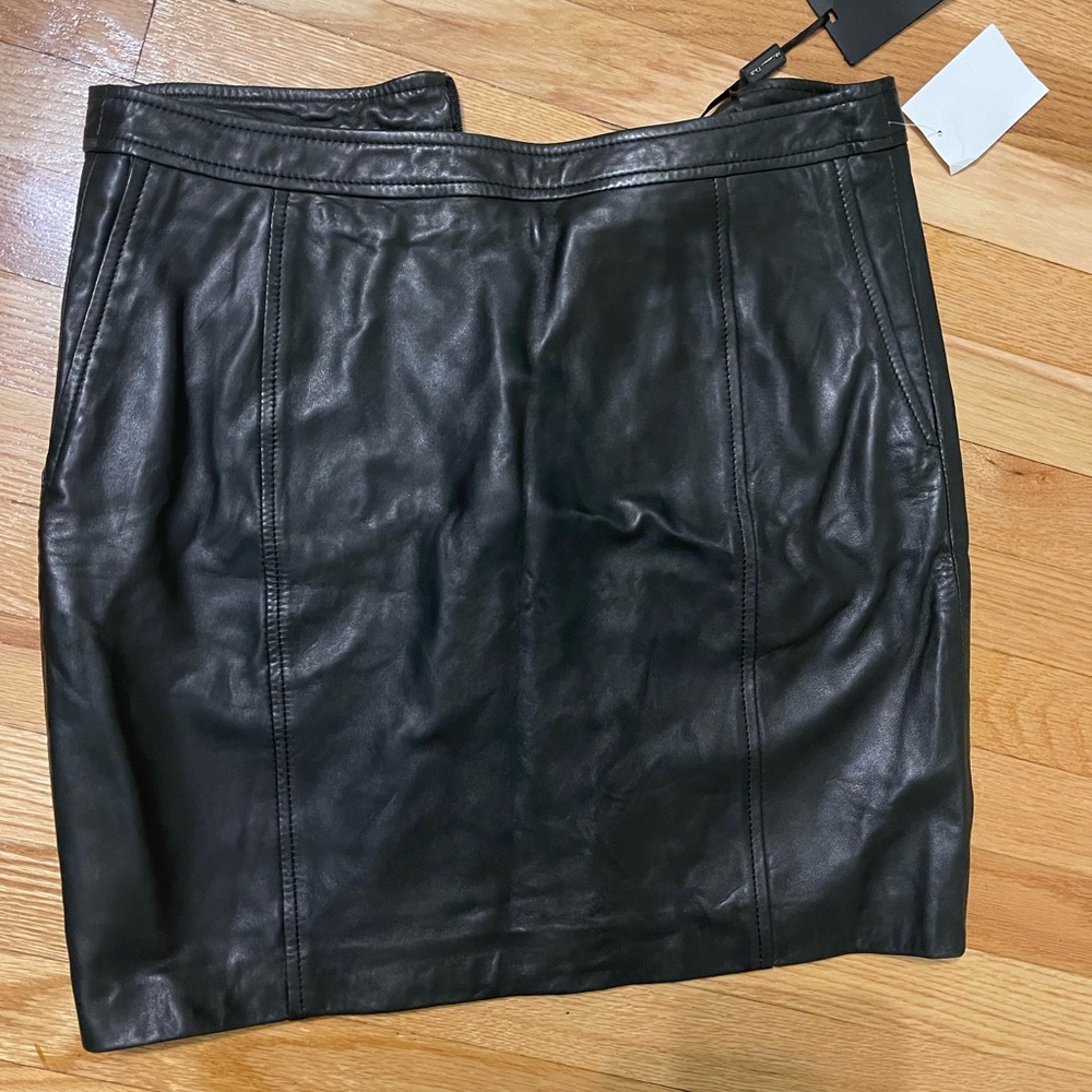 Massimo Dutti lamb skin leather mini skirt